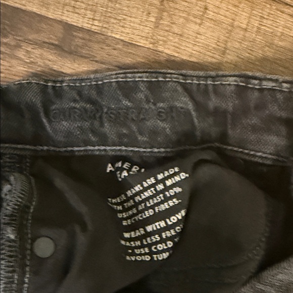 American Eagle Curvy Straight Jeans - Picture 3 of 4
